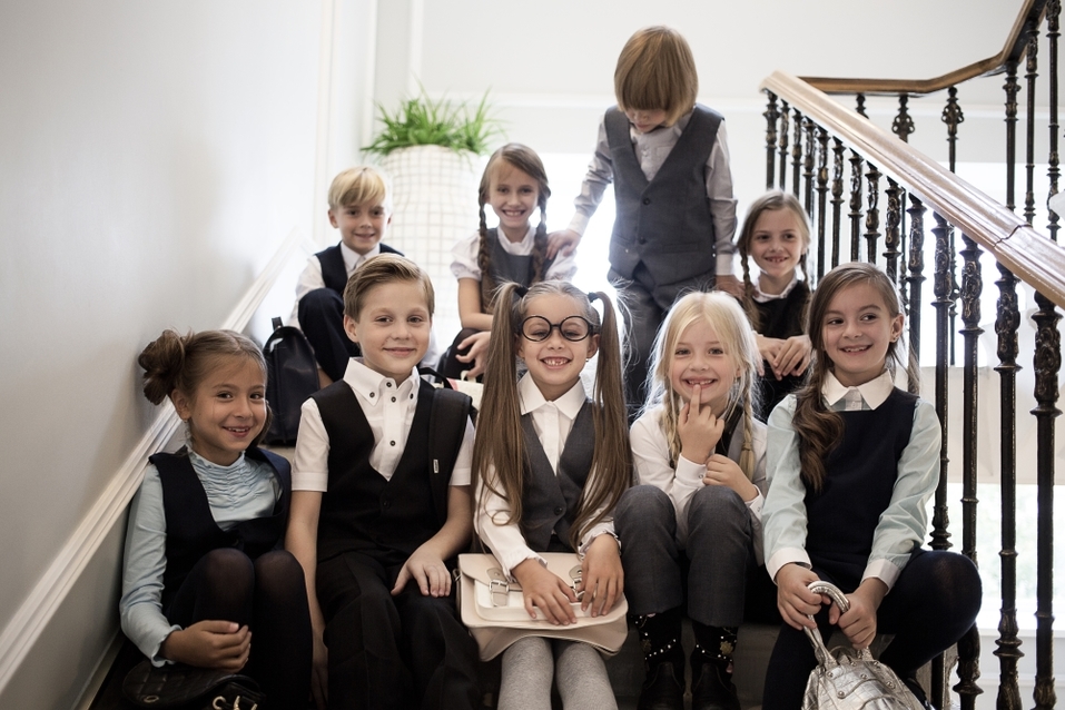 «Даже в престижные лицеи под видом школьной формы может пробраться китайщина» 2 «Даже в престижные лицеи под видом школьной формы может пробраться китайщина» 2