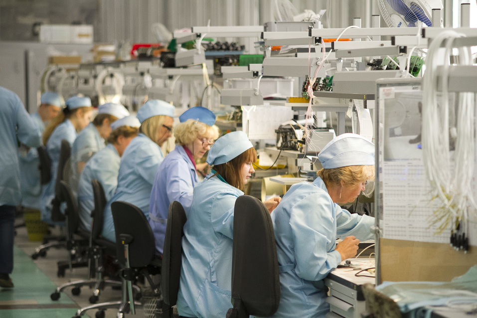 Как заработать на первой помощи. На улицах и в метро установят уральские дефибрилляторы 8 Как заработать на первой помощи. На улицах и в метро установят уральские дефибрилляторы 8