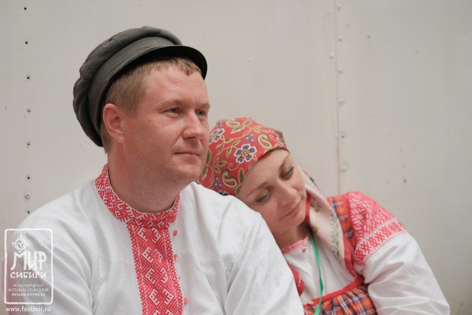 Драйв и дзен в Шушенском: зачем 30 тысяч человек поехали в глубинку
1 Драйв и дзен в Шушенском: зачем 30 тысяч человек поехали в глубинку
1