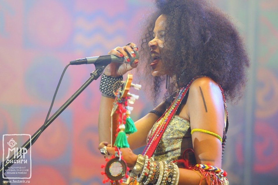 Драйв и дзен в Шушенском: зачем 30 тысяч человек поехали в глубинку
3 Драйв и дзен в Шушенском: зачем 30 тысяч человек поехали в глубинку
3