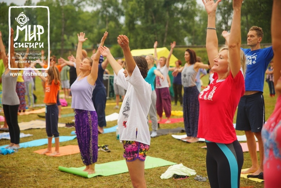 Драйв и дзен в Шушенском: зачем 30 тысяч человек поехали в глубинку
10 Драйв и дзен в Шушенском: зачем 30 тысяч человек поехали в глубинку
10