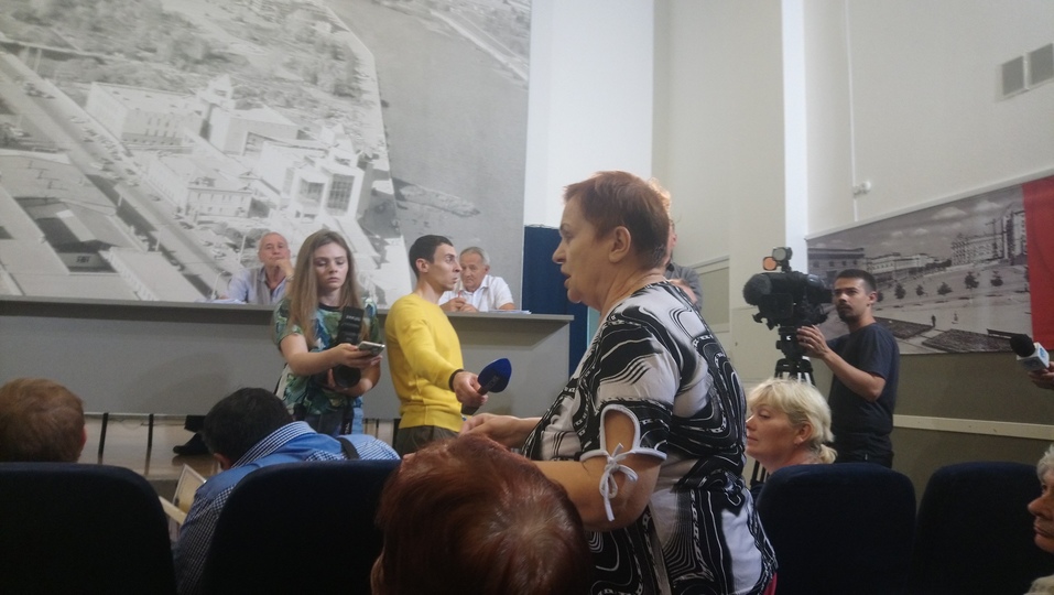 «Это мышиная возня политиков». Как в Челябинске сквер избавили от строительства кафе 4 «Это мышиная возня политиков». Как в Челябинске сквер избавили от строительства кафе 4