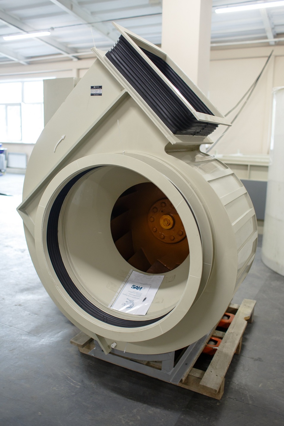 «Это вам бойкот за Крым»: как уральский завод выходит в Европу / Опыт компании «УралАктив» 2 «Это вам бойкот за Крым»: как уральский завод выходит в Европу / Опыт компании «УралАктив» 2