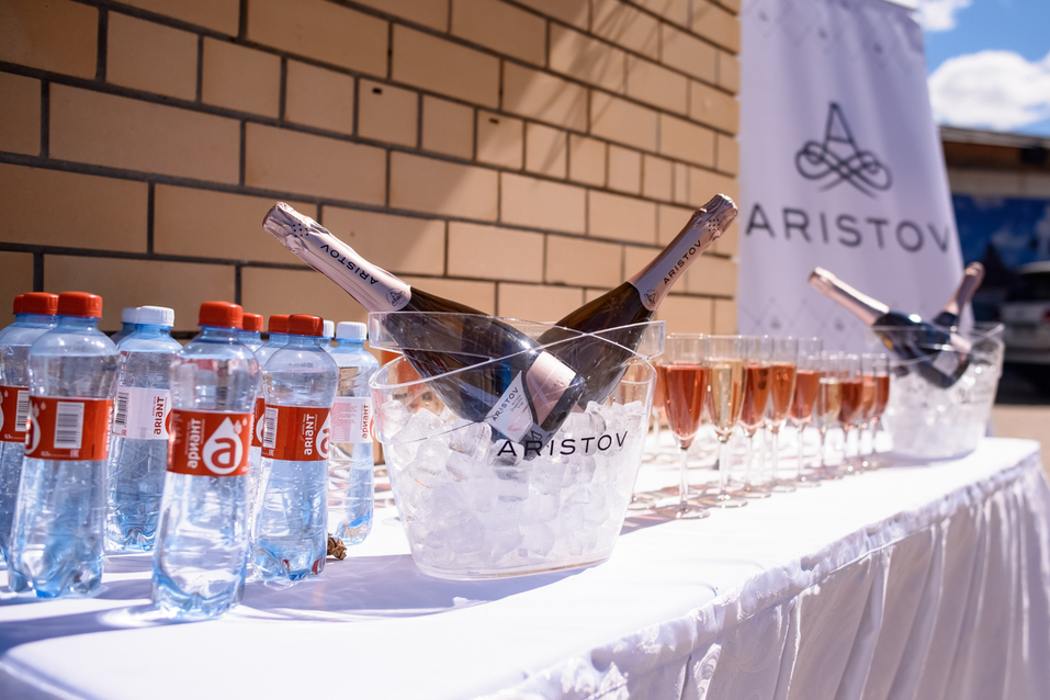 Барбекю, коктейли, лето: БКС принес в Екатеринбург кубинскую жару. ФОТОРЕПОРТАЖ 1 Барбекю, коктейли, лето: БКС принес в Екатеринбург кубинскую жару. ФОТОРЕПОРТАЖ 1