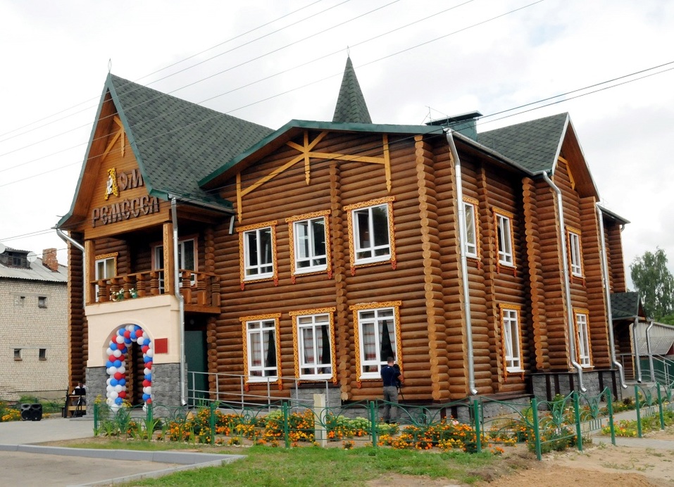 Глеб Никитин открыл новое здание «Дома ремесел» в Урене 1 Глеб Никитин открыл новое здание «Дома ремесел» в Урене 1