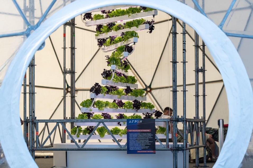 Под Нижним Новгородом завершился юбилейный фестиваль
Alfa Future People 2018
2 Под Нижним Новгородом завершился юбилейный фестиваль
Alfa Future People 2018
2