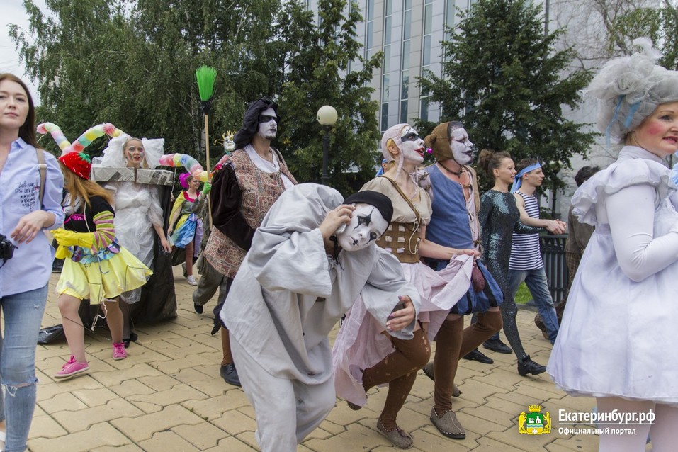 Мумий Тролль, LOBODA и другие котики. Полная программа Дня города — 2018 3 Мумий Тролль, LOBODA и другие котики. Полная программа Дня города — 2018 3