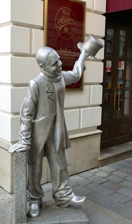 Увидеть Париж и умереть? Самые дорогие и самые дешевые города Европы. РЕЙТИНГ 6 Увидеть Париж и умереть? Самые дорогие и самые дешевые города Европы. РЕЙТИНГ 6