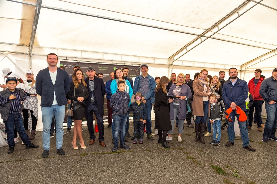 Tesla «Фридом Финанс» прошла тест-драйв в Новосибирске 12 Tesla «Фридом Финанс» прошла тест-драйв в Новосибирске 12