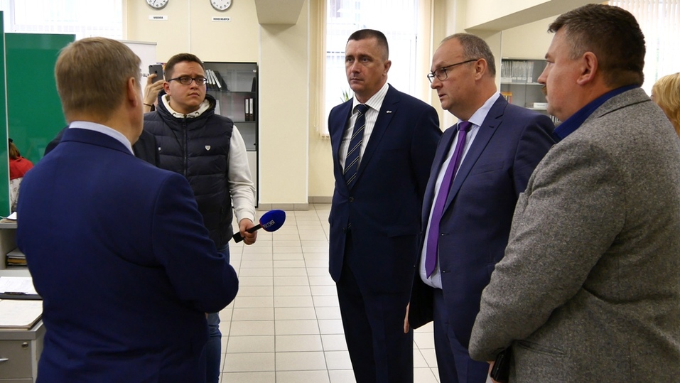 Жилые дома Новосибирска начали получать тепло под контролем мэра Анатолия Локтя 1 Жилые дома Новосибирска начали получать тепло под контролем мэра Анатолия Локтя 1