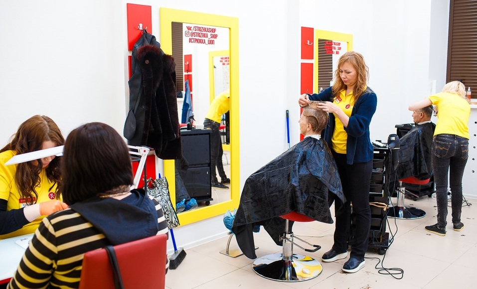 Сеть экспресс-парикмахерских «Стрижка SHOP» из Екатеринбурга осваивается в Челябинске 1 Сеть экспресс-парикмахерских «Стрижка SHOP» из Екатеринбурга осваивается в Челябинске 1