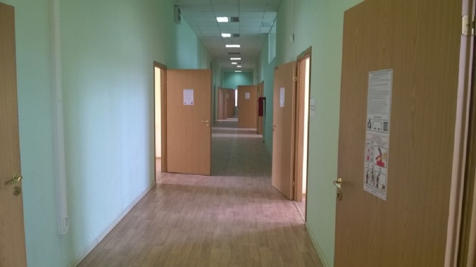 В Нижнем Новгороде продается «офисник» по частям 1 В Нижнем Новгороде продается «офисник» по частям 1