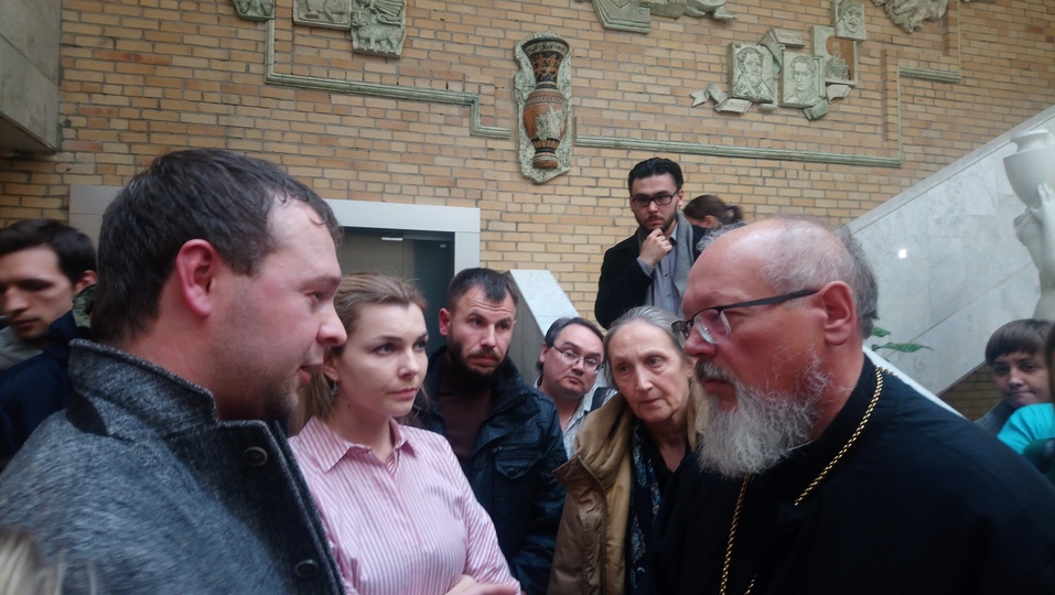 «Нас столкнули лбами». Как сорвались слушания по строительству часовни у ЮУрГУ 5 «Нас столкнули лбами». Как сорвались слушания по строительству часовни у ЮУрГУ 5