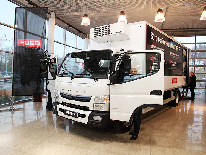 «В своем классе это бестселлер» – бизнесмены протестировали новое авто японского бренда 2 «В своем классе это бестселлер» – бизнесмены протестировали новое авто японского бренда 2