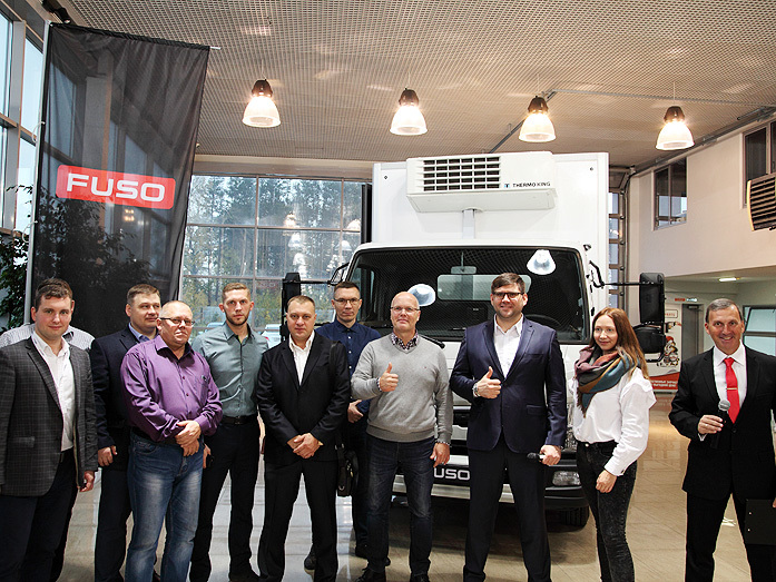 «В своем классе это бестселлер» – бизнесмены протестировали новое авто японского бренда 5 «В своем классе это бестселлер» – бизнесмены протестировали новое авто японского бренда 5