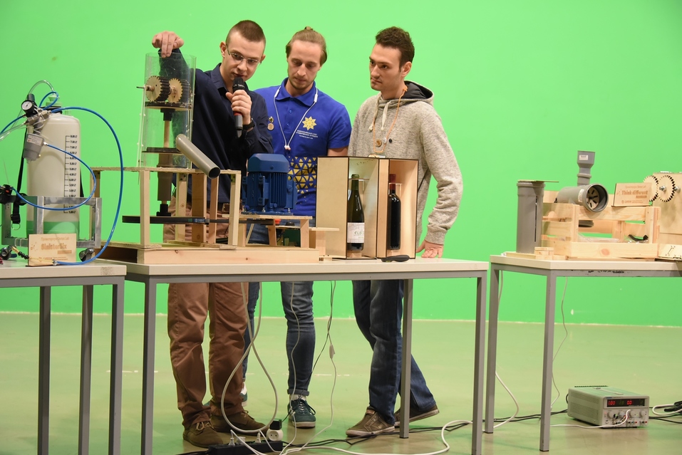 Студенческие команды представили свои проекты на закрытии «Проекториума» 1 Студенческие команды представили свои проекты на закрытии «Проекториума» 1