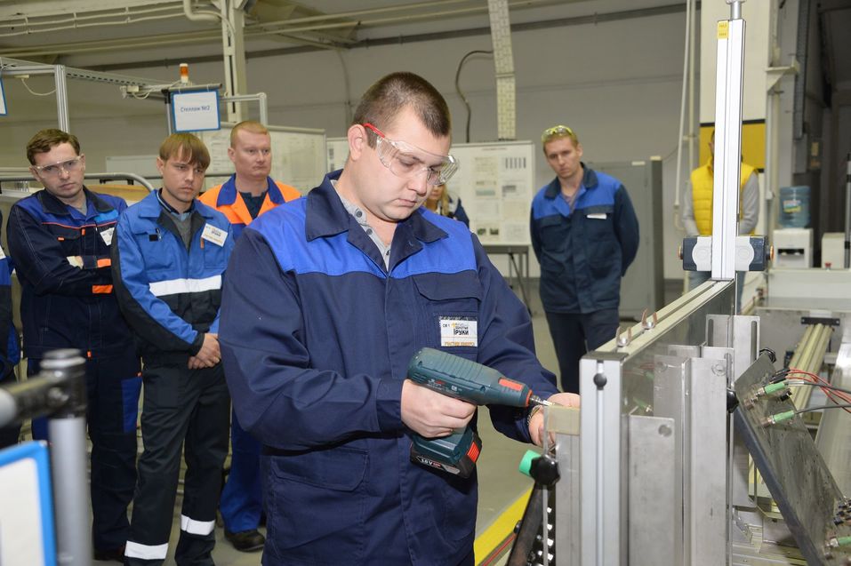 Молодые сотрудники АПЗ победили в конкурсе профессионального мастерства 3 Молодые сотрудники АПЗ победили в конкурсе профессионального мастерства 3