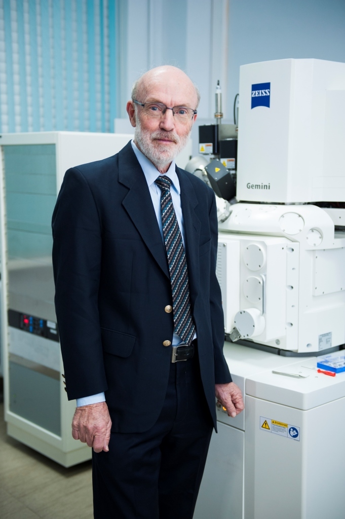 Ученые ДГТУ и профессор Сиднейского университета исследуют биоматериалы для имплантации 1 Ученые ДГТУ и профессор Сиднейского университета исследуют биоматериалы для имплантации 1