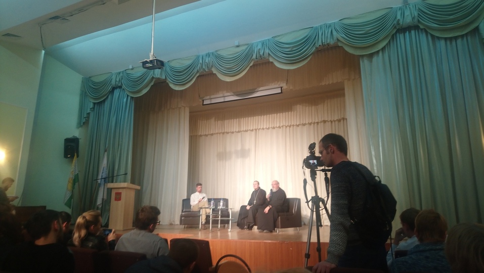 «Только церкви у ЮУрГУ не хватало». Как в Челябинске обсуждали строительство часовни 3 «Только церкви у ЮУрГУ не хватало». Как в Челябинске обсуждали строительство часовни 3