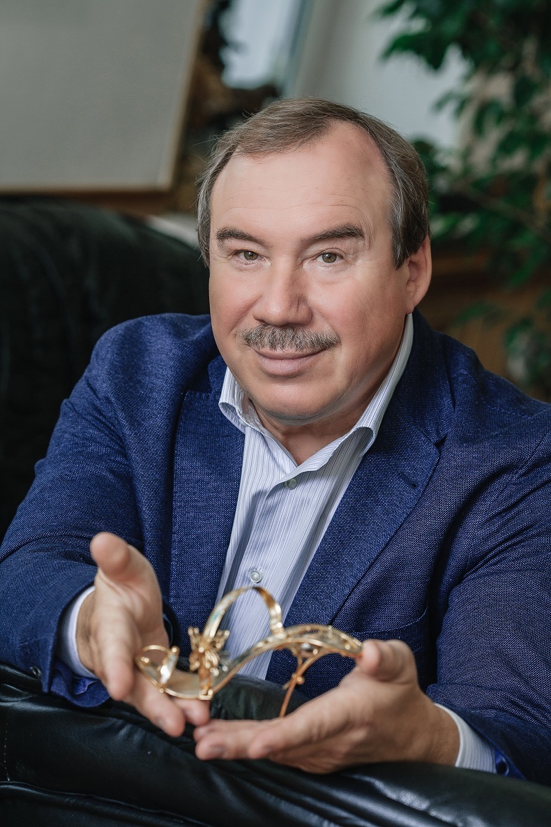 «Юничел» открыл 600 своих магазинов, подтвердив статус лидера отечественного рынка обуви 1 «Юничел» открыл 600 своих магазинов, подтвердив статус лидера отечественного рынка обуви 1