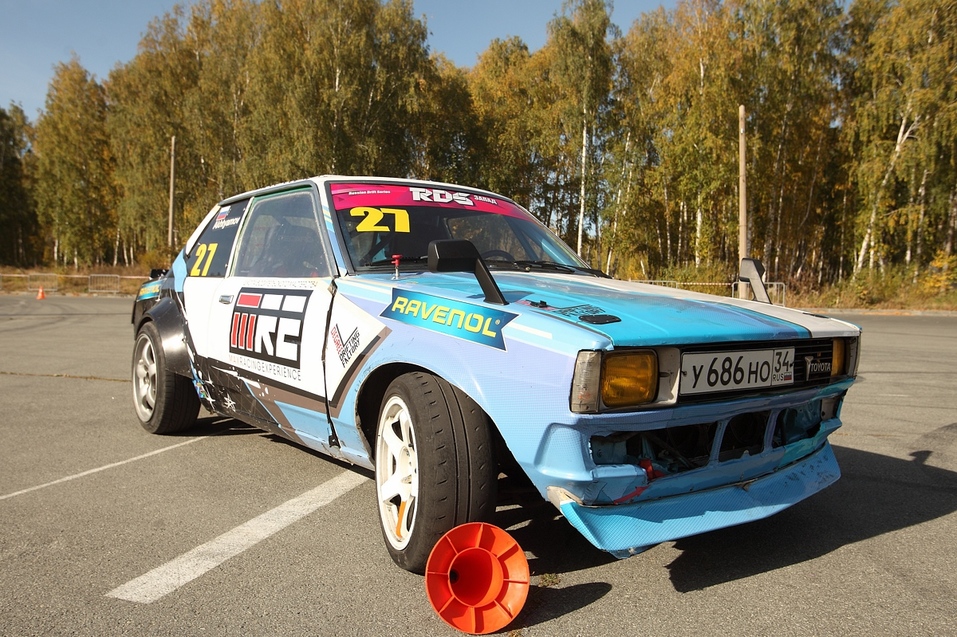 «Прокачали» финансовую грамотность под тест-драйвы с Tesla 3 «Прокачали» финансовую грамотность под тест-драйвы с Tesla 3