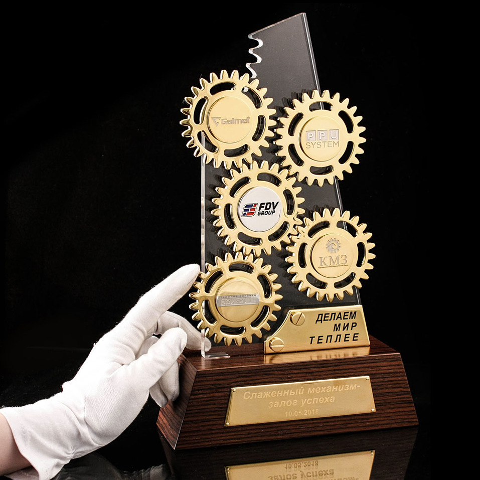 Почему некоторые подарки пылятся в шкафу? 6 главных причин 3 Почему некоторые подарки пылятся в шкафу? 6 главных причин 3