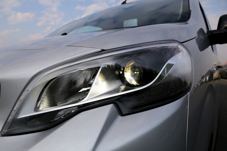 Французы в городе. Путешествовать можно с комфортом 10 Французы в городе. Путешествовать можно с комфортом 10