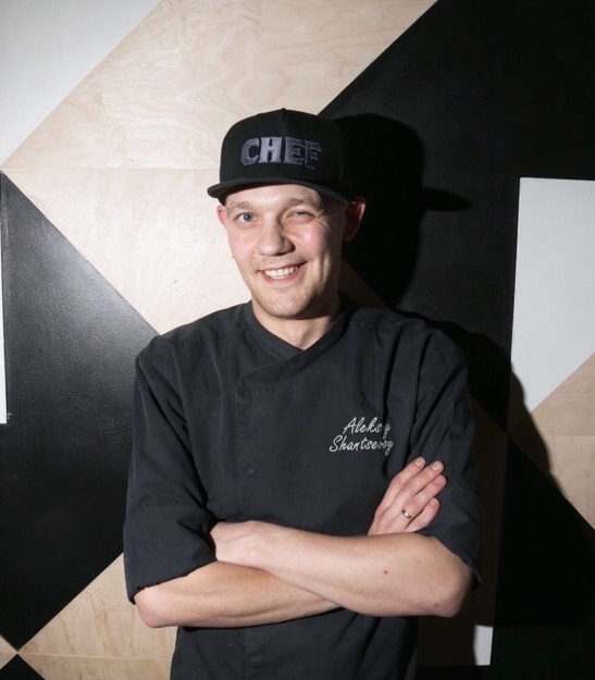 Стейк, ризотто, панна котта: кулинарная студия «Рататуй» озвучила темы мастер-классов
2 Стейк, ризотто, панна котта: кулинарная студия «Рататуй» озвучила темы мастер-классов
2