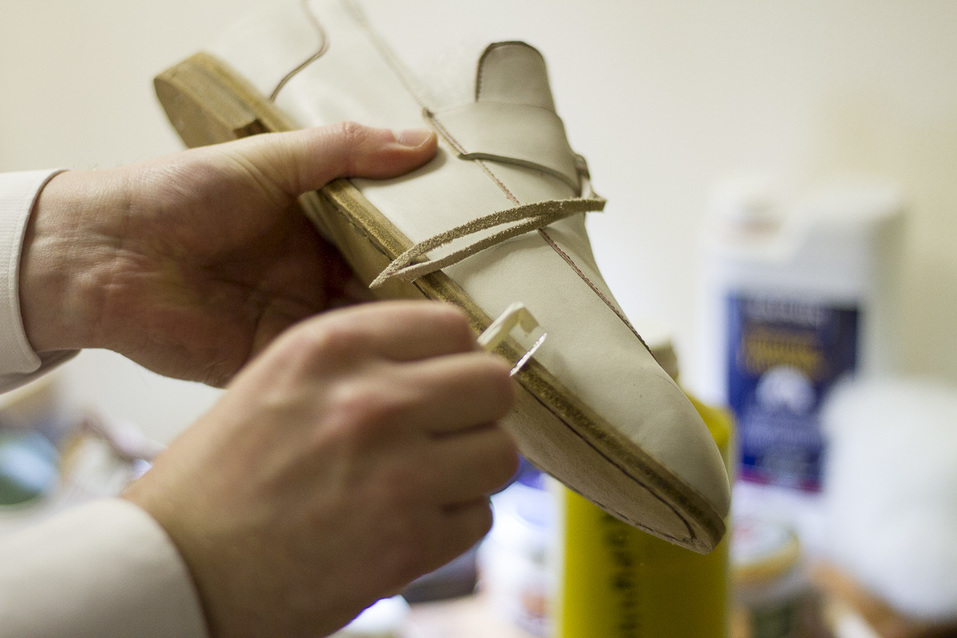 «Какие оксфорды? Наши мужчины до сих пор носят туфли. Спасибо, хоть не с костюмом «Адидас» 8 «Какие оксфорды? Наши мужчины до сих пор носят туфли. Спасибо, хоть не с костюмом «Адидас» 8