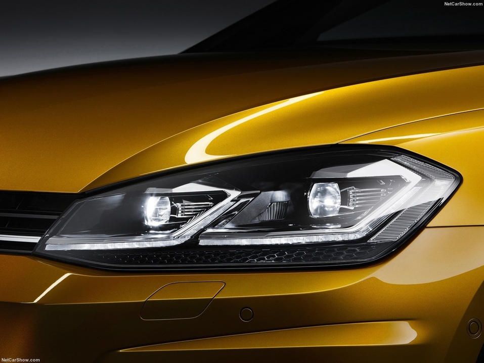 Volkswagen Golf – возвращение легенды. Уже в «Автоцентре Керг» 3 Volkswagen Golf – возвращение легенды. Уже в «Автоцентре Керг» 3