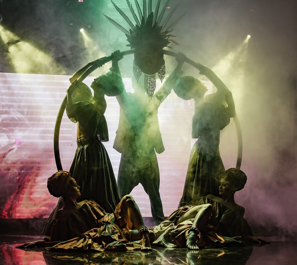 Танцор Тарзан-Глушко и модельмен Эдуард Кривенко выберут лучшую танцовщицу в Челябинске 1 Танцор Тарзан-Глушко и модельмен Эдуард Кривенко выберут лучшую танцовщицу в Челябинске 1