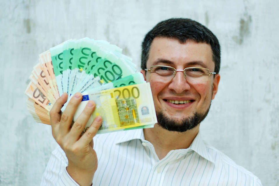 «С конкурентами выгоднее сотрудничать, чем воевать» — Александр Левитас, бизнес-тренер 1 «С конкурентами выгоднее сотрудничать, чем воевать» — Александр Левитас, бизнес-тренер 1