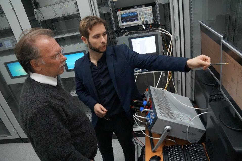 Ростислав Алексеев, Игорь Африкантов и другие выпускники НГТУ. Студенты меняют научный мир 7 Ростислав Алексеев, Игорь Африкантов и другие выпускники НГТУ. Студенты меняют научный мир 7