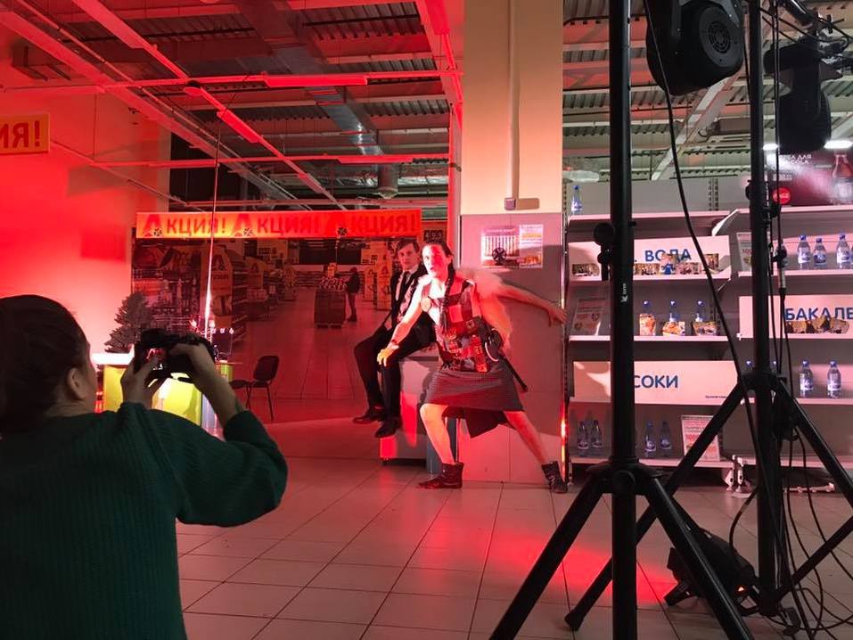 В Красноярске впервые состоялся спектакль в магазине ВИДЕО 1 В Красноярске впервые состоялся спектакль в магазине ВИДЕО 1