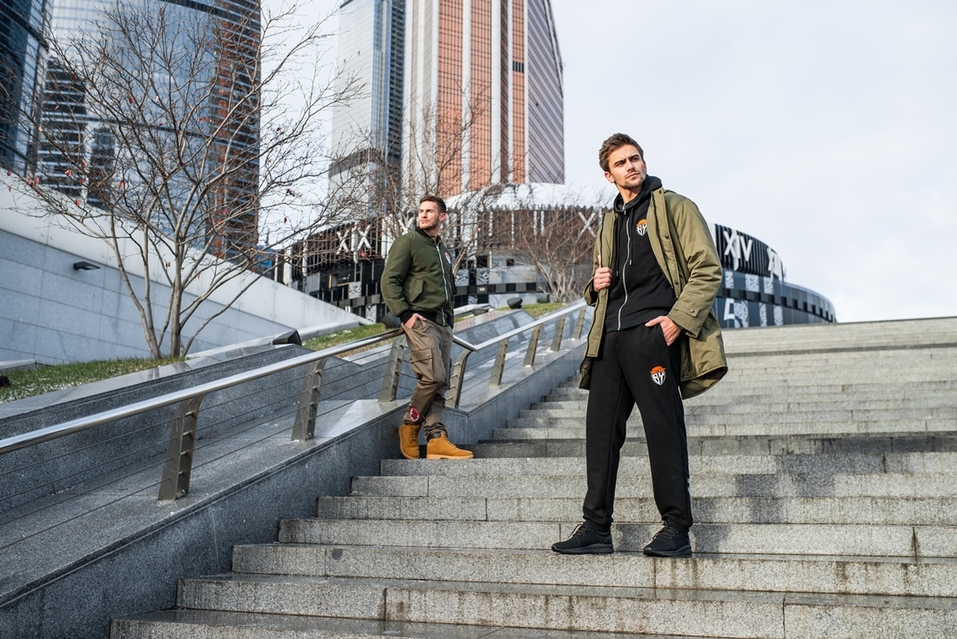 «Цель — захват мира, как всегда». Евгений Мак запустил линию недорогой мужской одежды 1 «Цель — захват мира, как всегда». Евгений Мак запустил линию недорогой мужской одежды 1