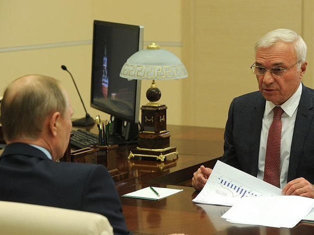 Лучшие тексты недели: удар по «Трактору», пикет в мэрии и дифирамбы Путина Рашникову 5 Лучшие тексты недели: удар по «Трактору», пикет в мэрии и дифирамбы Путина Рашникову 5