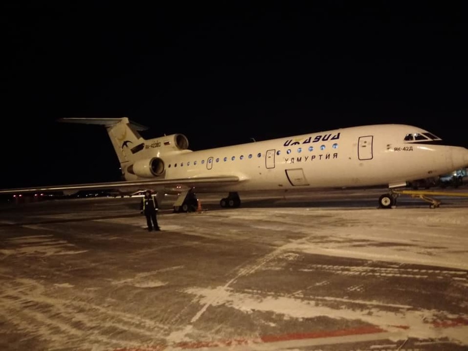 «С небольшой задержкой в 40 минут». Челябинск отправил в Екатеринбург первый самолет 1 «С небольшой задержкой в 40 минут». Челябинск отправил в Екатеринбург первый самолет 1