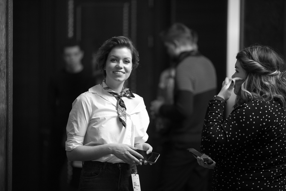 Вести бизнес и путешествовать: опытные бизнесмены поделись опытом с молодежью
1 Вести бизнес и путешествовать: опытные бизнесмены поделись опытом с молодежью
1