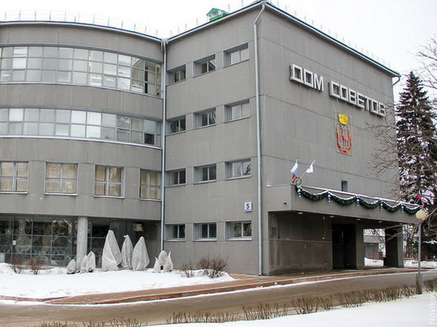 Дайджест DK.RU: Новые депутаты, иск к ГУММиД на 630 млн руб., отмена автобусных маршрутов 1 Дайджест DK.RU: Новые депутаты, иск к ГУММиД на 630 млн руб., отмена автобусных маршрутов 1