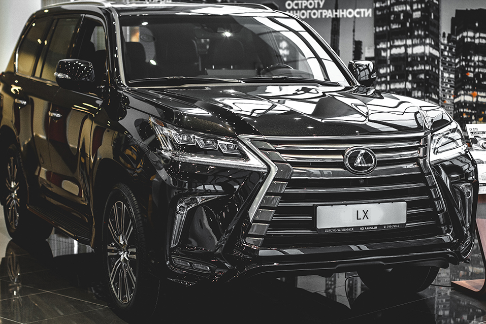 Дилерский центр Лексус-Челябинск впервые проводит «Ночь распродаж» 1 Дилерский центр Лексус-Челябинск впервые проводит «Ночь распродаж» 1