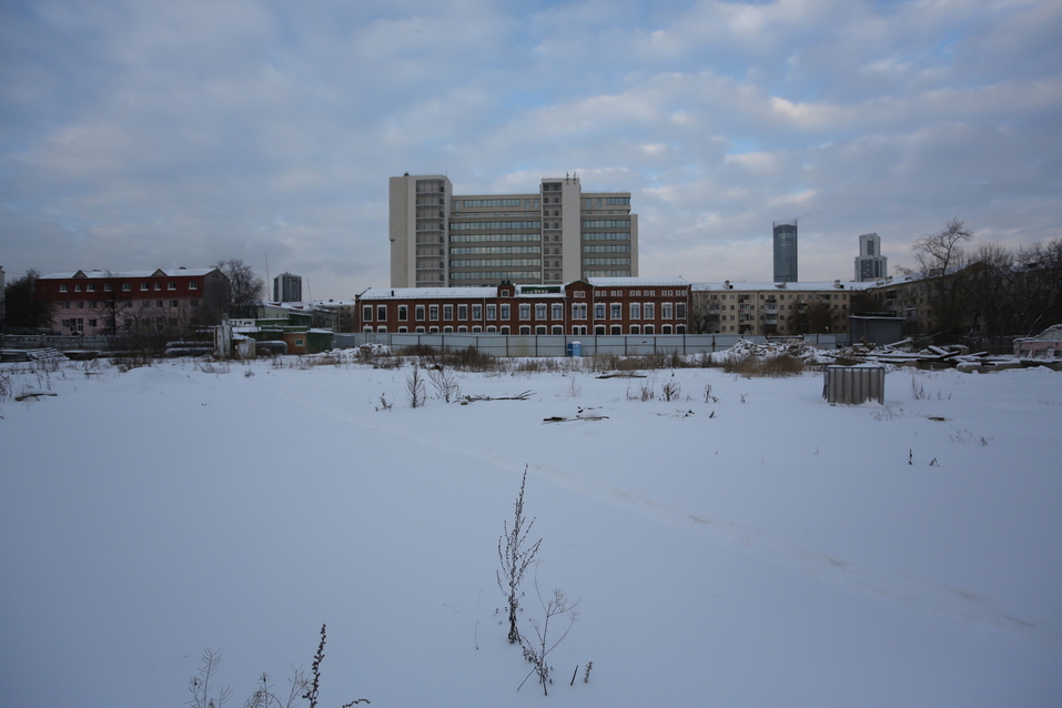 В новый клубный дом в центре города жильцов заманивают бассейном и трехметровыми потолками 1 В новый клубный дом в центре города жильцов заманивают бассейном и трехметровыми потолками 1