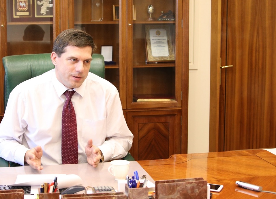 «Спроси у любого предпринимателя, как дела, ответит: «Денег нет» — откровения банкира 1 «Спроси у любого предпринимателя, как дела, ответит: «Денег нет» — откровения банкира 1