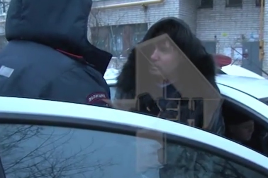 «Не боитесь, что ли?» В Нижнем бизнесмен Евгений Рябинин на Hummer не пропустил «Скорую» 1 «Не боитесь, что ли?» В Нижнем бизнесмен Евгений Рябинин на Hummer не пропустил «Скорую» 1