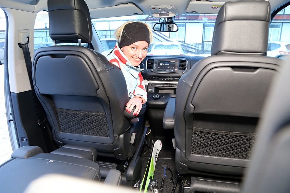 Полный тест-драйв! Peugeot Traveller прошел испытание в условиях русской зимы 16 Полный тест-драйв! Peugeot Traveller прошел испытание в условиях русской зимы 16