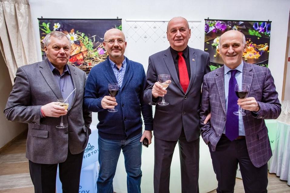 Десятилетие Сибирской гильдии шеф-поваров в банкет-холле Paradise 20 Десятилетие Сибирской гильдии шеф-поваров в банкет-холле Paradise 20