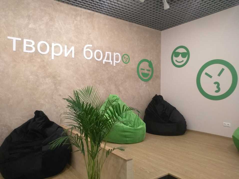 В «бодрую» кофейню в БЦ «Кронос» выстроилась очередь 1 В «бодрую» кофейню в БЦ «Кронос» выстроилась очередь 1