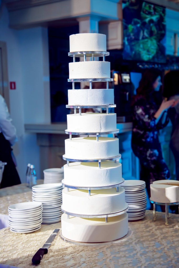 Сибирская гильдия удивила гостей кулинарным шоу и национальными блюдами разных стран.
4 Сибирская гильдия удивила гостей кулинарным шоу и национальными блюдами разных стран.
4