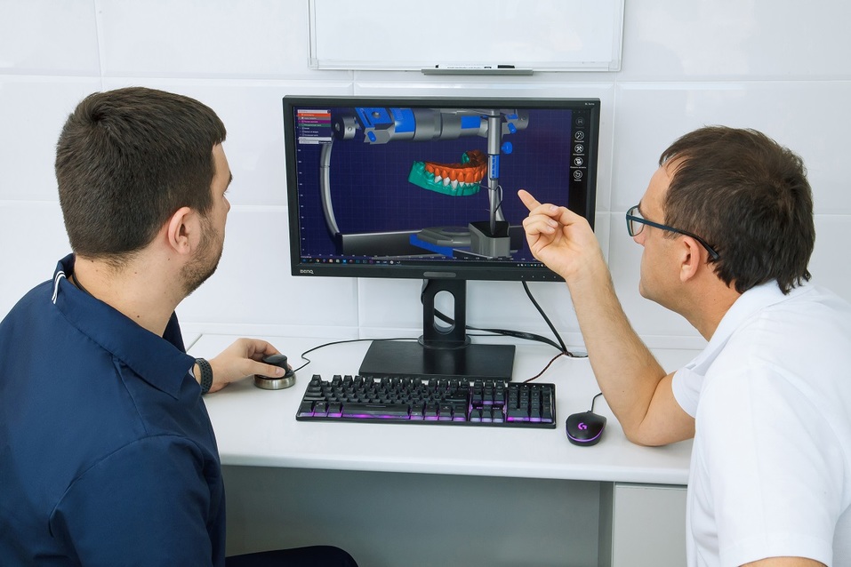 Первая частная стоматология Челябинска отмечает 30 лет работы 7 Первая частная стоматология Челябинска отмечает 30 лет работы 7