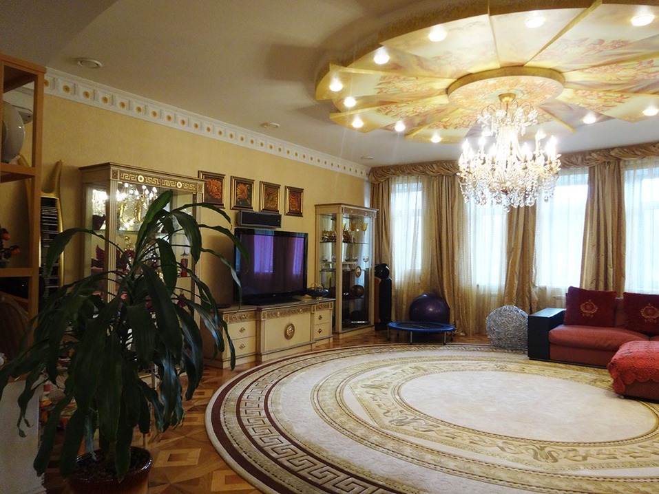 Халиф на месяц: сколько стоит пожить как миллионер в Челябинске 1 Халиф на месяц: сколько стоит пожить как миллионер в Челябинске 1