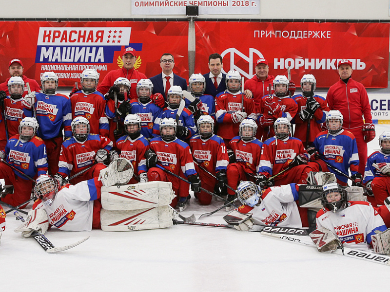 Власти Челябинской области обсудили с Ротенбергом строительство новой хоккейной арены 2 Власти Челябинской области обсудили с Ротенбергом строительство новой хоккейной арены 2